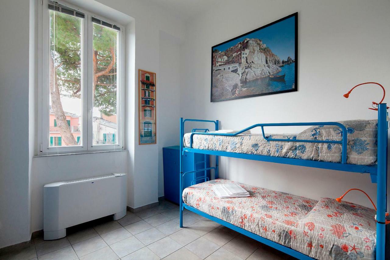 Ostello Corniglia Exterior photo